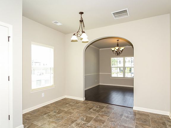 4th image of 1215 Nottley Dr