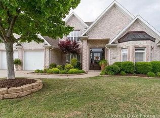 4201 W Pleasant Dr, Rogers, AR 72758