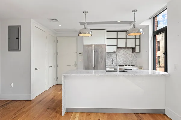 Sold by SERHANT. | media 3