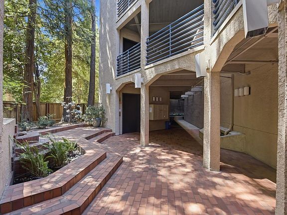 4th image of 35 9th Ave APT 11