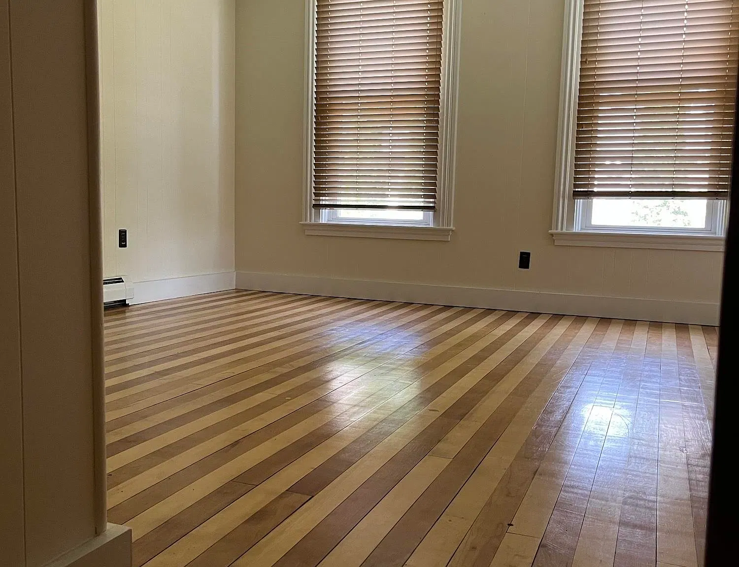 533 S Main St — Photo 4