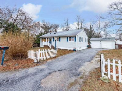 123 Lakeview Dr, Mastic Beach, NY, 11951