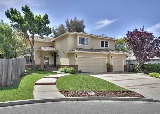 1st image of 40969 Ferreira Pl