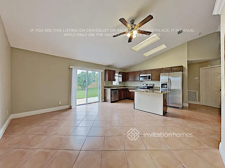 1618 SW Morelia Ln — Photo 6