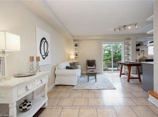 2131 White Dove Cir, Oakville, ON L6M3R6