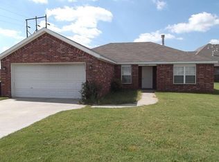 802 SW Sandrock Rd, Bentonville, AR 72712