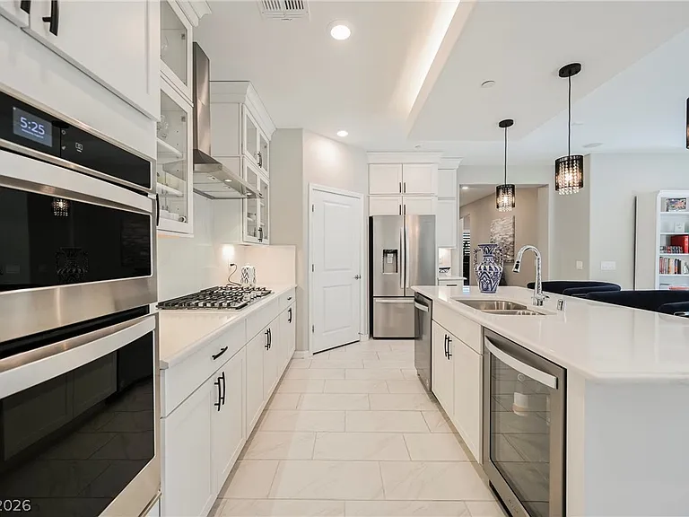 23 Cliffwater St — Photo 16