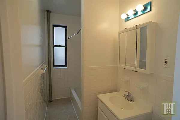 Rented by Halstead Real Estate | media 8