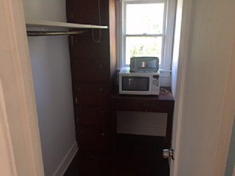 3rd image of 2027 1st Ave N APT 6