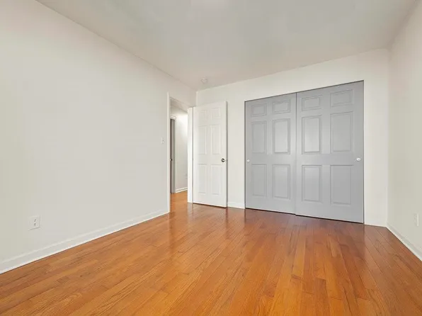 12 Bayview Avenue image 18 of 27