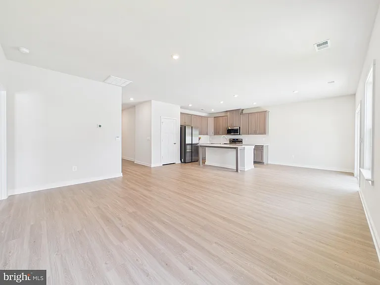 362 Baker Dr — Photo 8