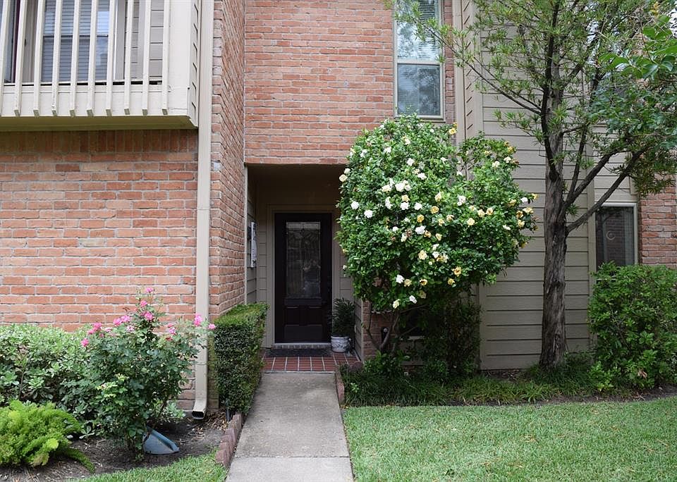 1st image of 942 Memorial Village Dr #35