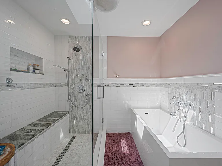 8 Paynes Ln — Photo 15