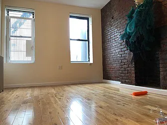 Rented by Best Apartments North Inc