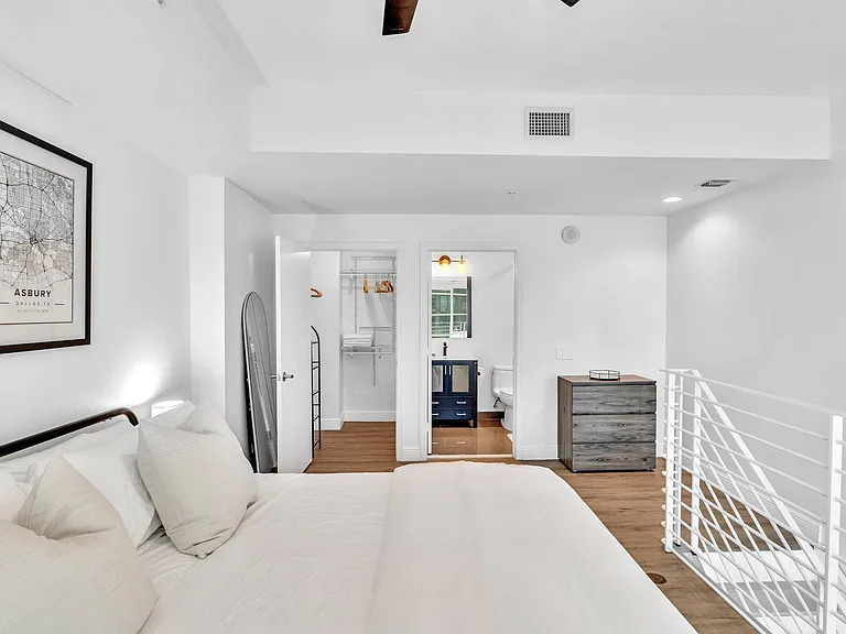 60 SW 13th St #1810 — Photo 14