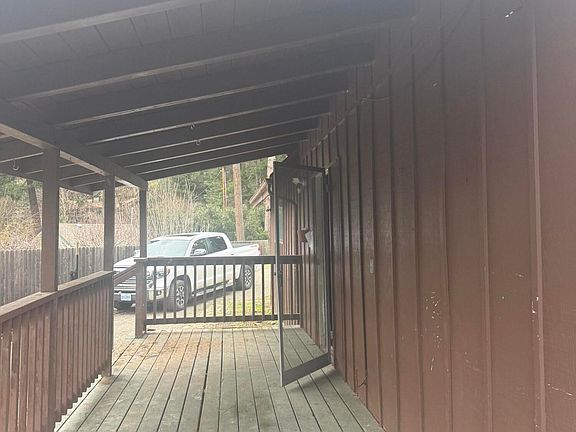 3rd image of 1649 Hawkins Bar Rd