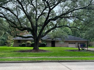 712 Cannan Dr, Angleton, TX 77515