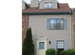 7 Van Buren Pl, Lawrenceville, NJ 08648