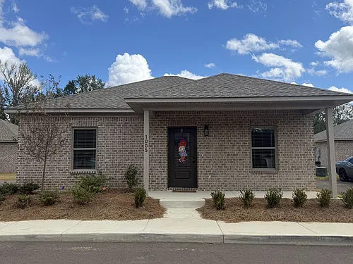 Floor plan 1005 Holmes Drive
