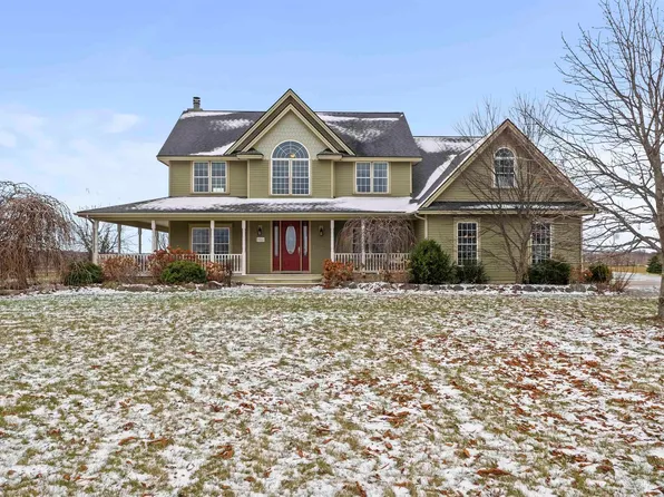 7352 Angell Rd, Williamsburg, MI 49690