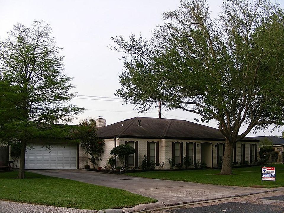 1st image of 8516 Peachtree Ct