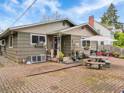 1897 Park Ave NE, Salem, OR, 97301