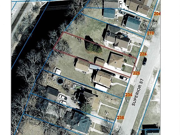 2nd image of 228 Superior St