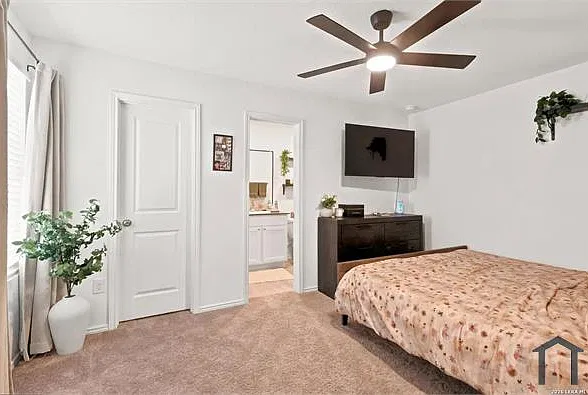 3 bed, 1358 sqft, $1,850 — Photo 4