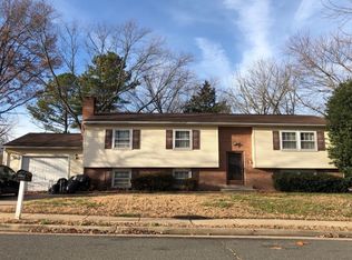 13420 Brookfield Dr, Chantilly, VA 20151