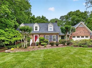 1319 Heathcliff Ct, High Point, NC 27262