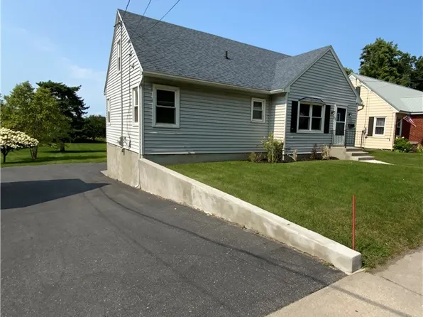 325 Thompson Blvd, Watertown, NY 13601
