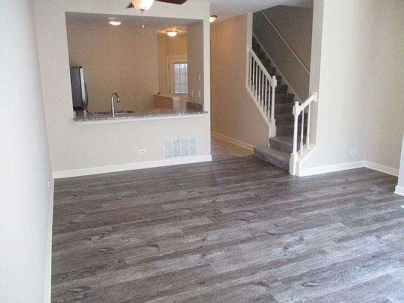 4th image of 1194 Heartland Gate