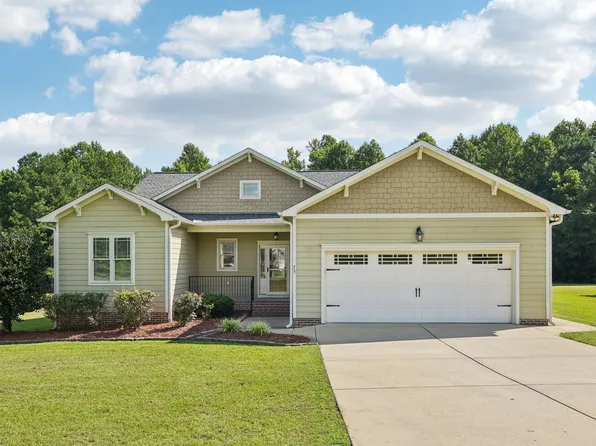 75 Crestline Dr, Selma, NC 27576