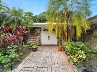 19900 NE 21st Ct, Miami, FL 33179