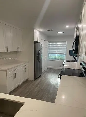 4136 Pine Ridge Ln — Photo 6