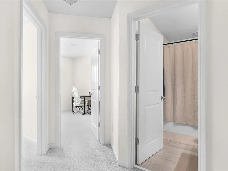 5070 Rain Shadow Dr — Photo 15