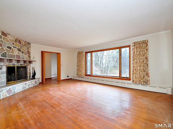 4th image of 71-A Bartholomew Hill Road