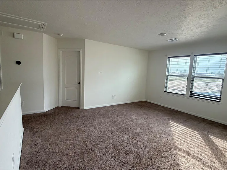 23438 Stahl Creeks Ln — Photo 6