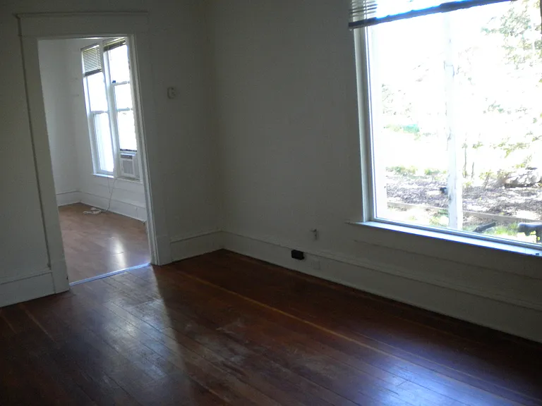 519.5 S Almon St #B — Photo 12