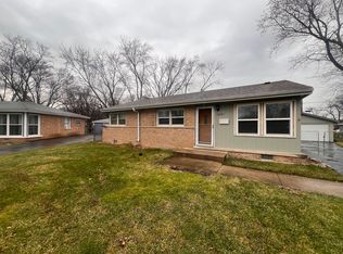 16043 Cambridge Ct, Markham, IL 60428