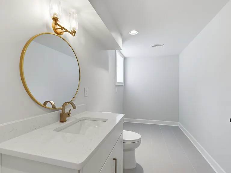 2704 Westwood Ave — Photo 53