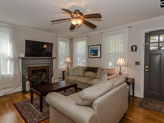 5th image of 402 S Prospect St