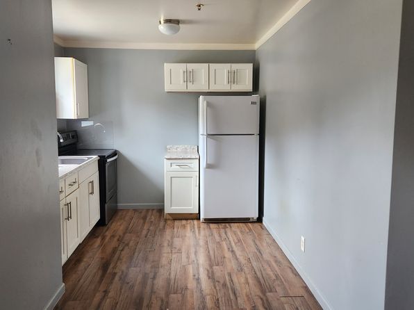 408 Lewis Rd #8