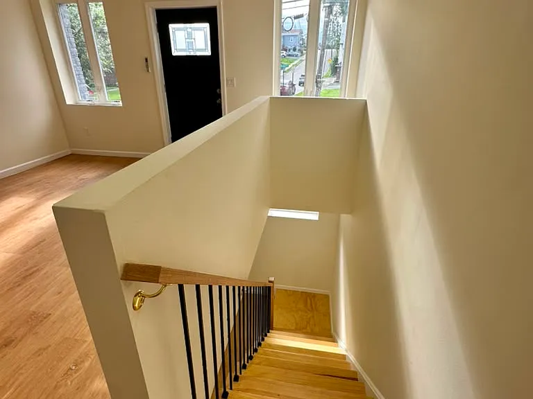 92 Bloomfield Ave — Photo 8