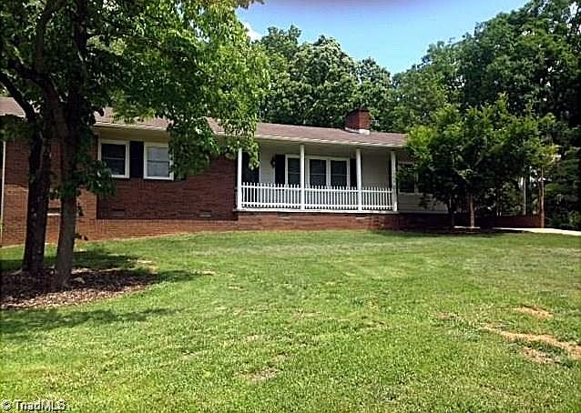 1st image of 210 Holly Hills Dr