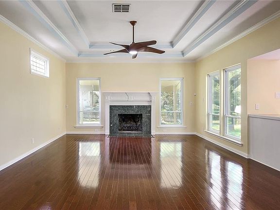 4th image of 11601 Ironwood Cir