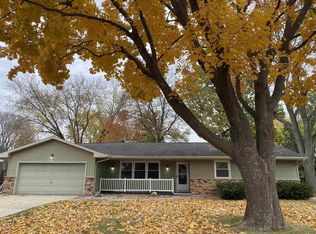 442 Cheryl St, Cottage Grove, WI 53527