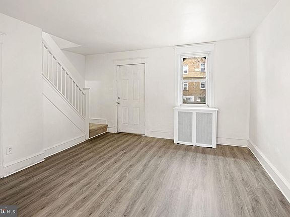 4th image of 614 Littlecroft Rd