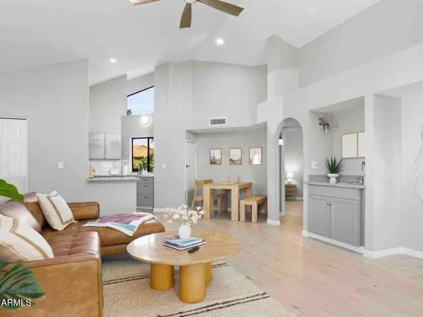 10301 N 70th St Unit 224, Paradise Valley, AZ 85253