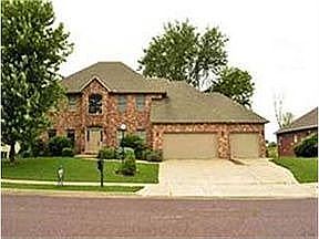 2nd image of 11321 N Hickory Woods Ct